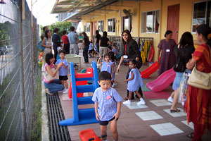 20060103-school5.jpg